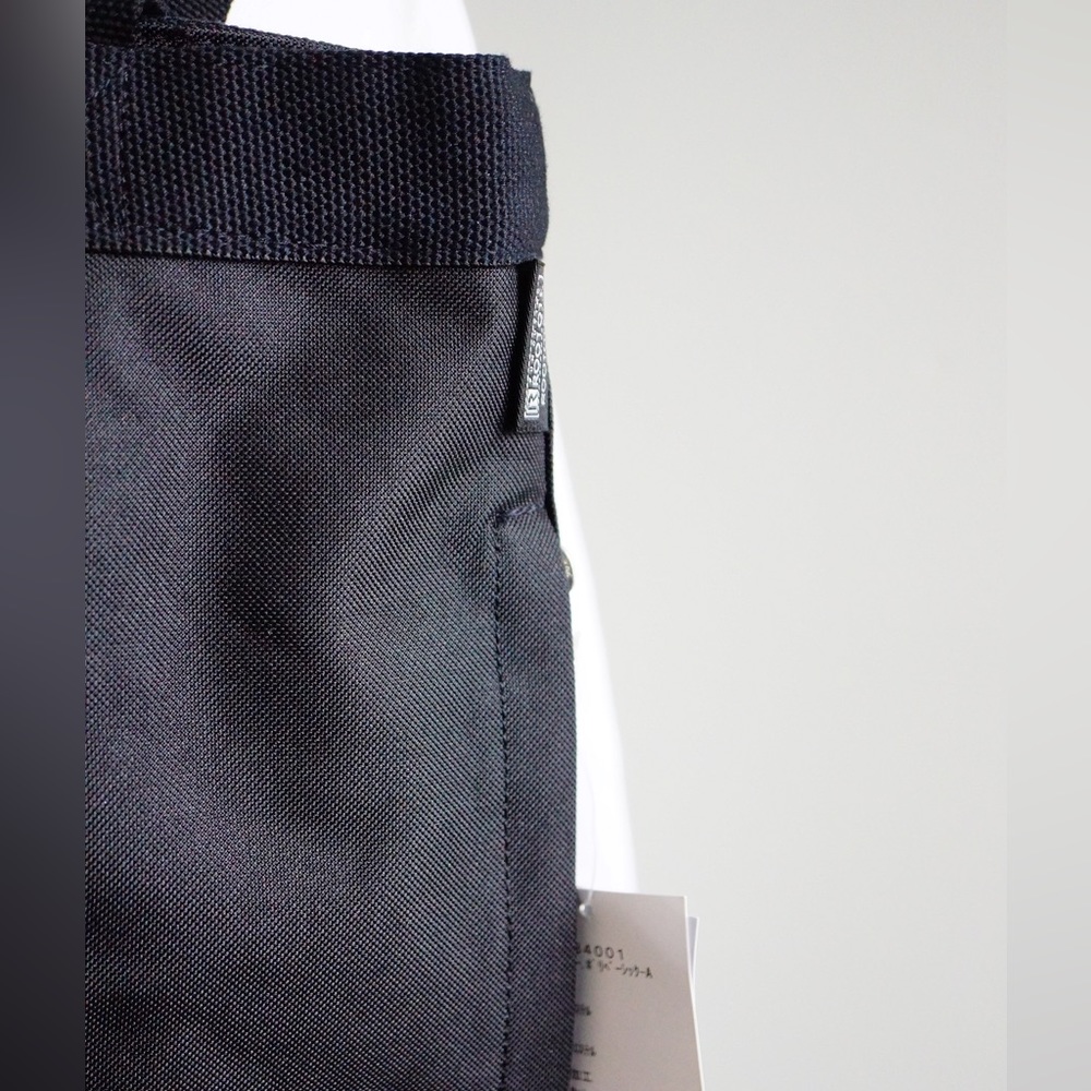 BNWT Rootote black backpack - Picture 4 of 6